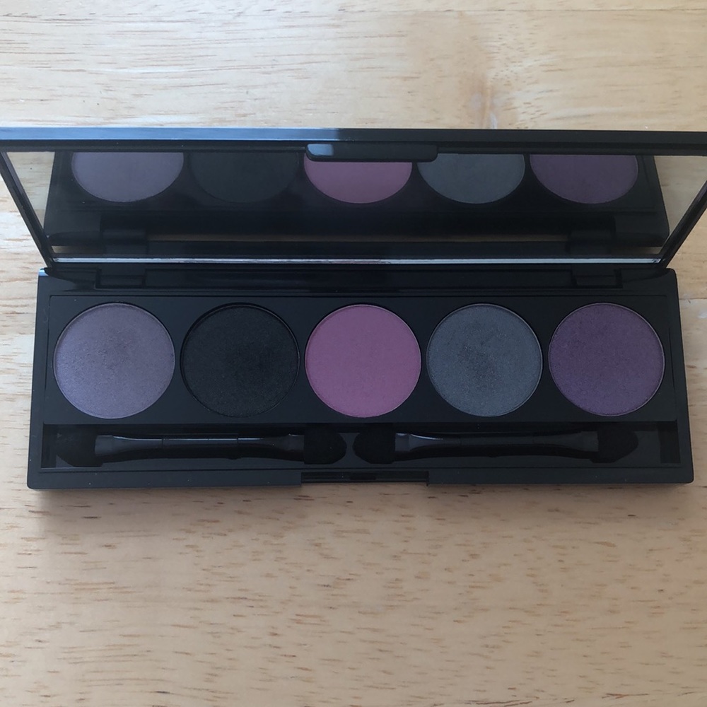 Eye Shadow - Picture 2 of 5